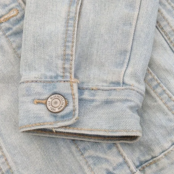 BLUENOTES boyfriend fit light blue embroidered denim jacket oversized XS - Picture 10 of 10